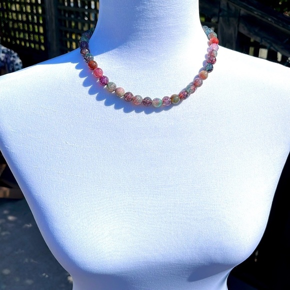 Gorgeous Multi Coloured Agate Necklace with Sterling Silver Clasp - Picture 12 of 14